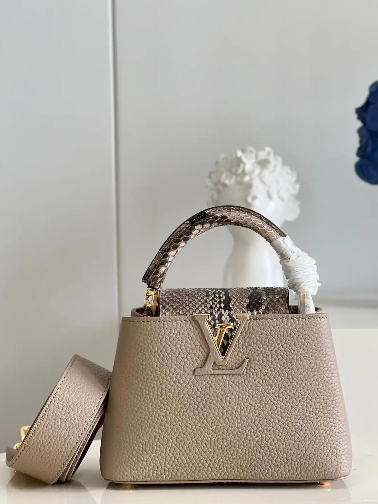 MINI LOUIS VUITTON CAPUCINES 0612